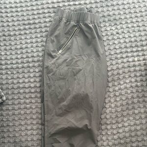 Athleta Gray Women's Jogger Sweatpants with Zip Pocket